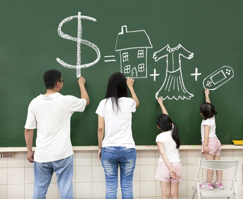 Cómo involucrar a toda la familia en las finanzas del hogar
